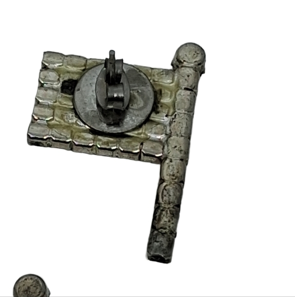 Vintage Rhinestone American Flag Pin & Earrings Set - Picture 6 of 6